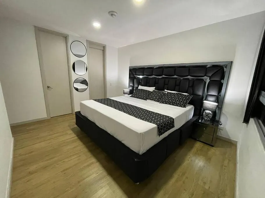 Urban Studios Luxurious Apartment In The Poblado Medellín
