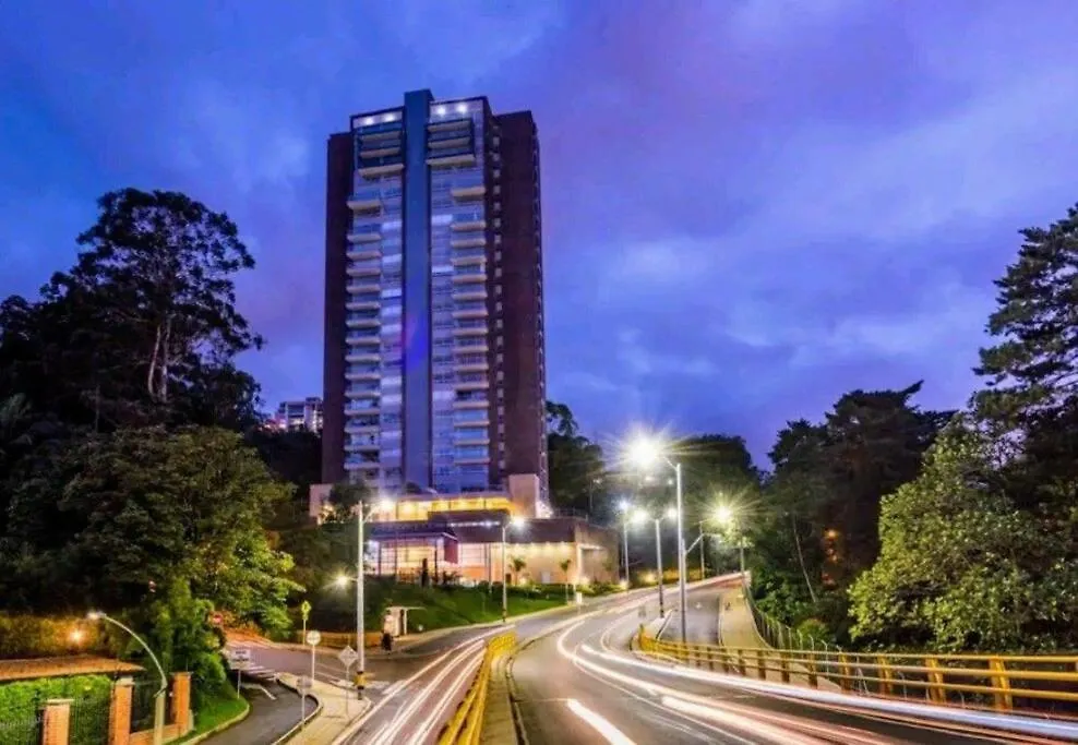 Urban Studios Luxurious Apartment In The Poblado Medellin