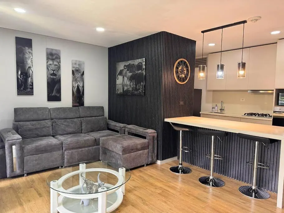 Urban Studios Luxurious Apartment In The Poblado Medellin