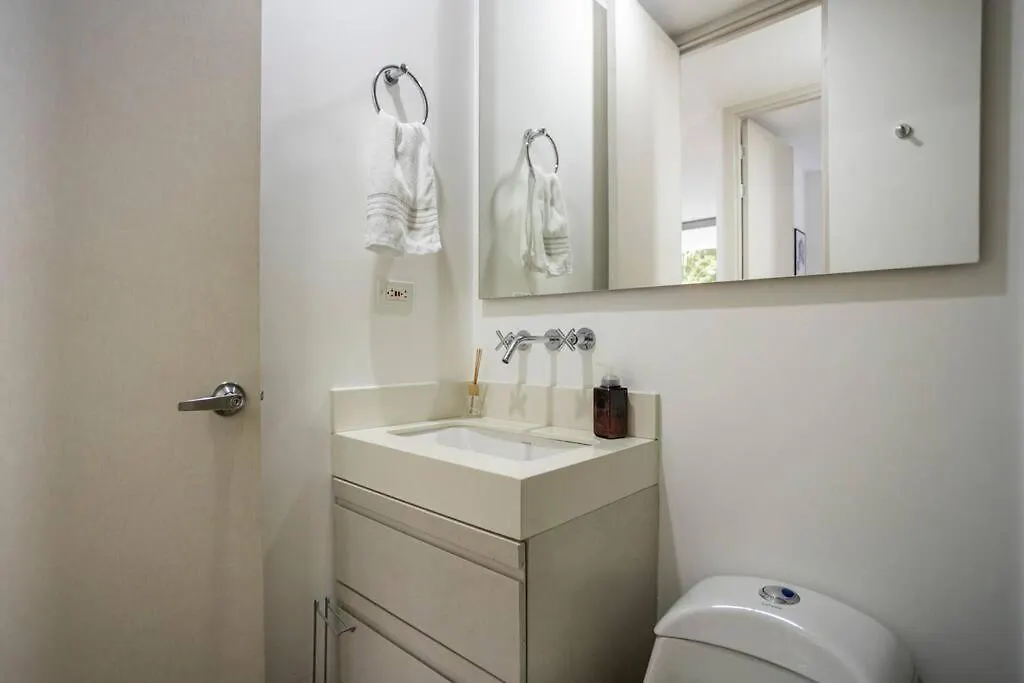 Urban Studios Luxurious Apartment In The Poblado Medellin