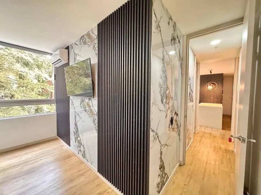 Urban Studios Luxurious Apartment In The Poblado Medellin