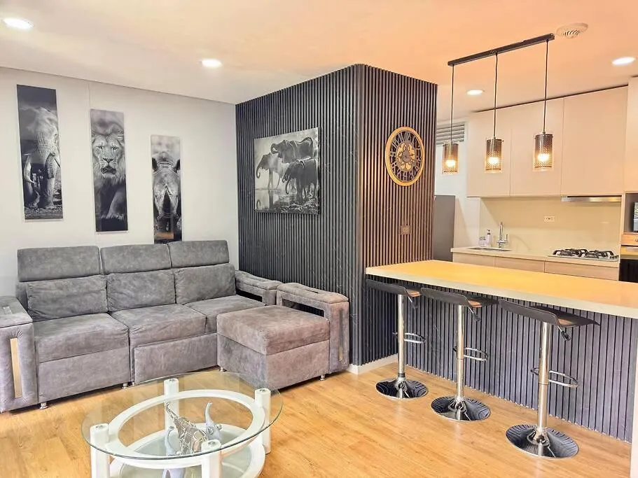 Urban Studios Luxurious Apartment In The Poblado Medellin